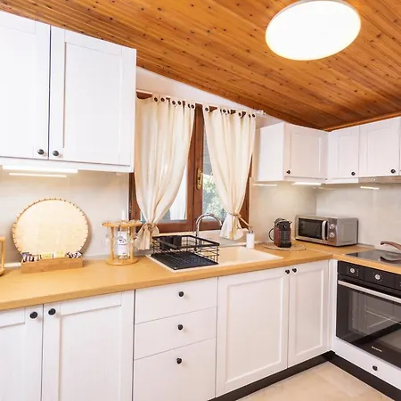 Casa Alelia Lagonisi Holiday home
