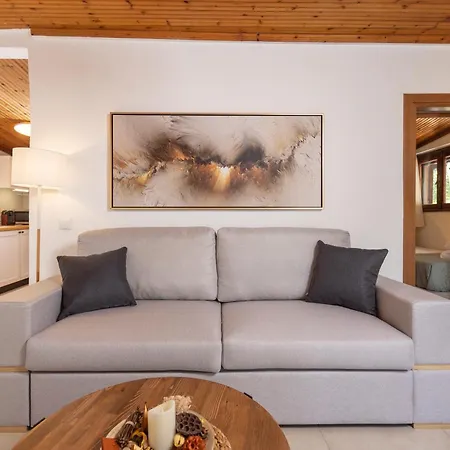 Casa Alelia Lagonisi *